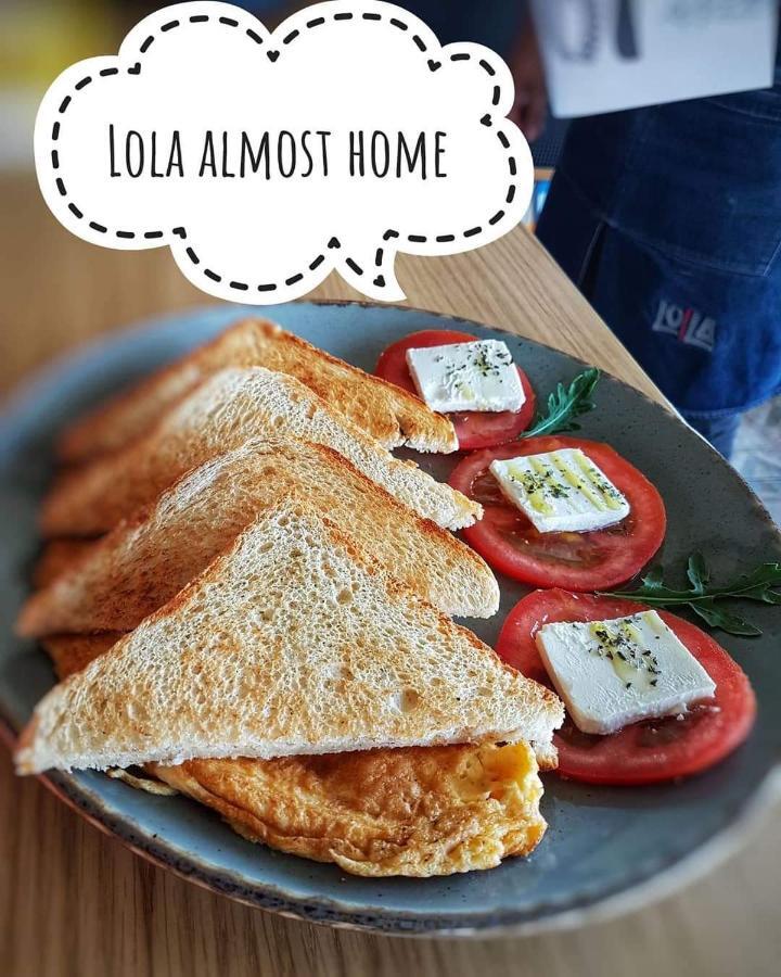 בלגרד Lola Almost Home מראה חיצוני תמונה